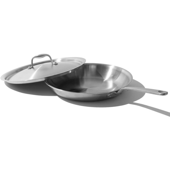 Made In Cookware - 12-Inch Stainless Steel Frying Pan With Lid - 5 Ply Stainless Clad - Professional Cookware - Crafted in Italy - Induction Compatible